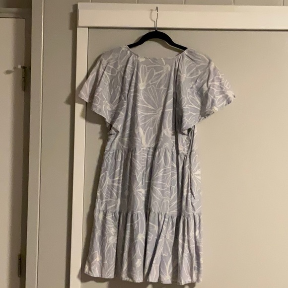 Dress - Picture 6 of 8